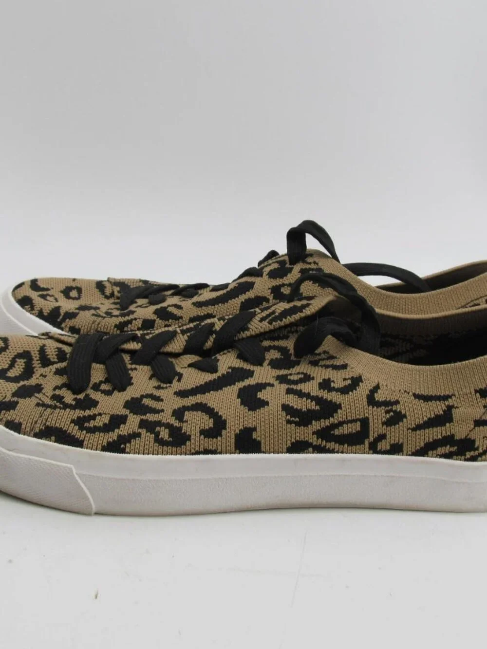 Leopard Animal Print Women's Lace Sneakers Slip on Size 11 Shoes Jelly Pop